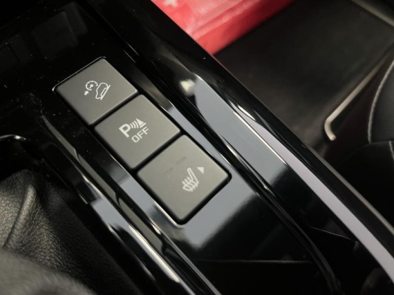Isuzu D-Max 4x4 Double Cab LSE (foto 6)