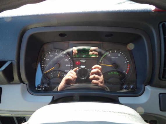 Mitsubishi Canter FUSO 3C15D 6míst valník (foto 21)