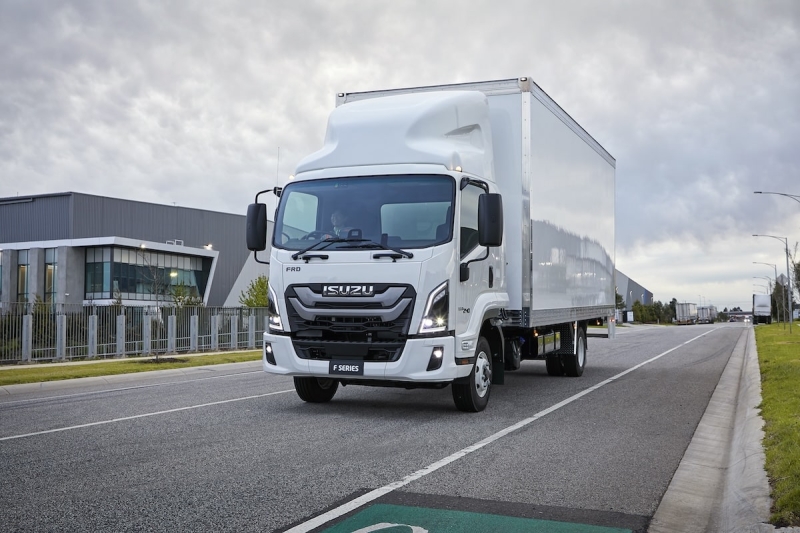 O ISUZU TRUCKS