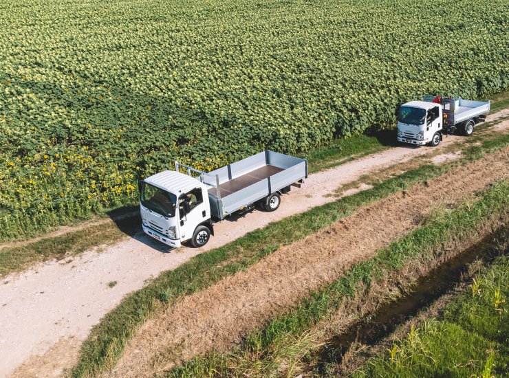 ISUZU Trucks ISUZU Trucks